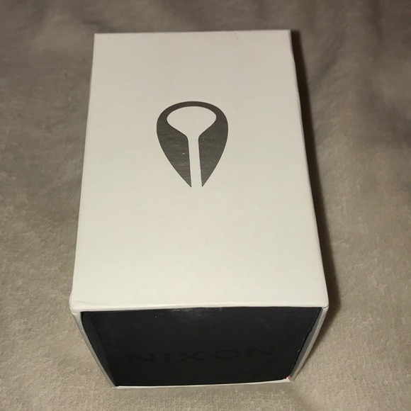 Two Tone Nixon Watch - Picture 5 of 5